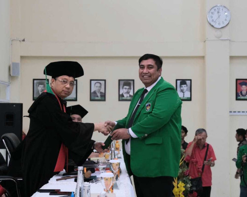 Ketua IKA Unhas Maros Chaidir Syam Resmi Jadi Doktor