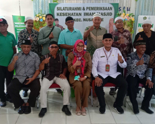 KUA Nusaniwe Gelar Silaturahmi dengan Imam Masjid