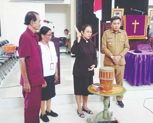 Wattimena Ajak Pensiunan Pendeta Bantu Pemkot Bangun Ambon