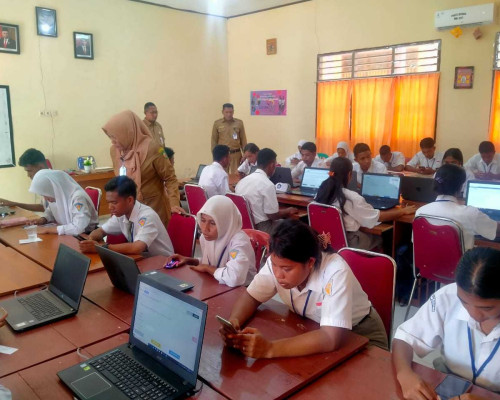 Lesnussa Optimis  139 Siswa SMKN 3 Bursel Lulus USBK dan Android 
