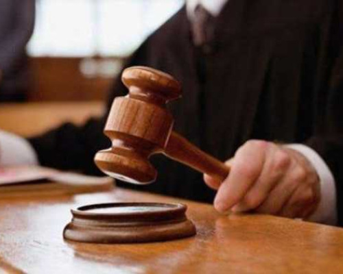 Koruptor Kapal Pemda SBB D ihukum 4,6 Tahun Penjara