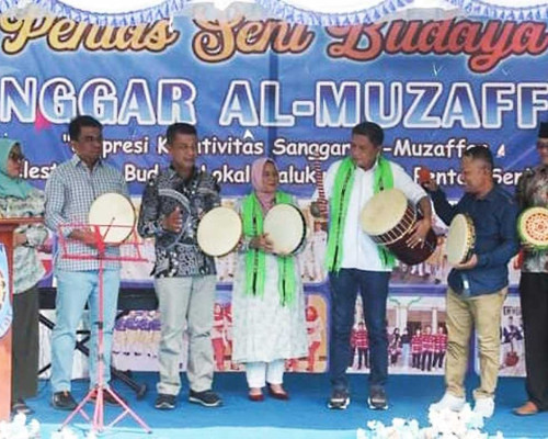 Wattimena Apresiasi Pentas Seni Sanggar Al - Muzaffar 