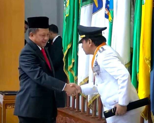 Lantik Sadali Penjabat Gubernur Maluku, Mendagri Titip Pesan Penting