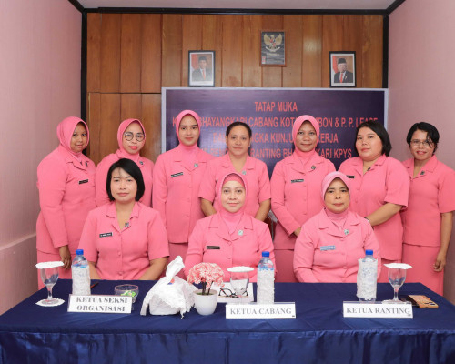 Kunker ke KPYS Ambon, Ini Pesan Rosanti Driyano Untuk Ibu-Ibu Bayangkari