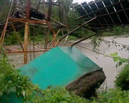 Putusnya Jembatan Merah Putih Dilaporkan ke BPBD Maluku 
