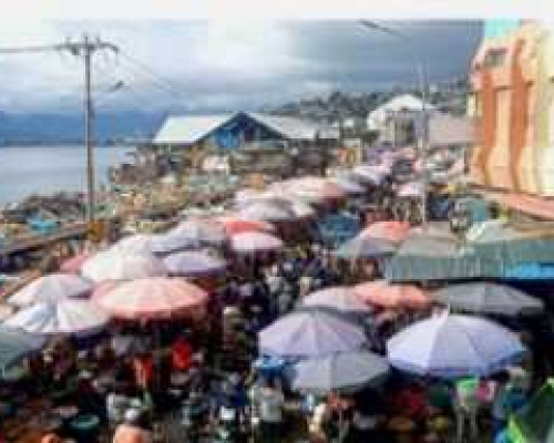 Pedagang Kepung Jalan, Macet Kian Parah