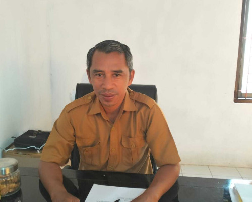 Atasi Kelangkaan, Mitan 10 Ton Dipasok ke Namrole 