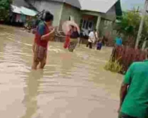 Diguyur Hujar Deras, 8 Desa di Bursel Terendam Banjir