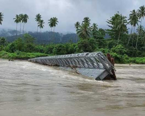 Proyek Jembatan Miliaran Rupiah di SBB Belum Rampung