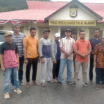 Polres Bursel Diminta Ungkap Pelaku Pengrusakan Puluhan Pohon Cengkih di Desa Leku