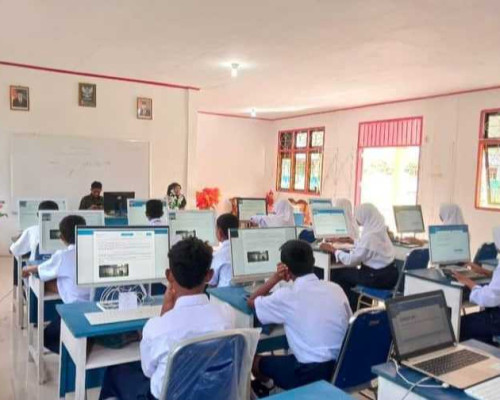 Tingkatkan Kualitas, SMPN 1 Kepulauan Manipa Gelar Asesmen 