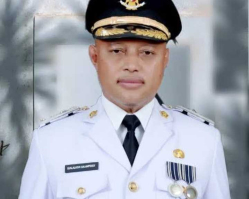  Awali Tugas, Salampessy Hadiri Pelantikan 25 Anggota DPRD SBT