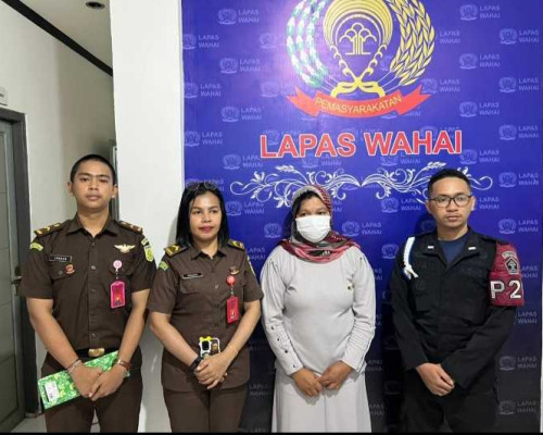 KPN Aruan Gaur SBT di Serahkan ke Jasksa, Tersangak Langsung Ditahan