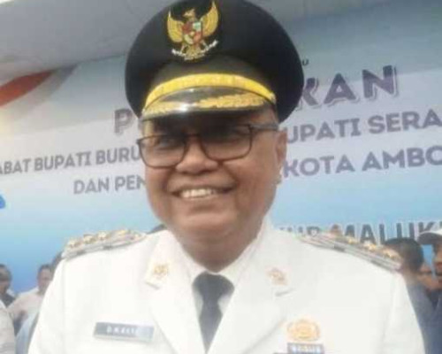 Peringati HUT Baznas, Wali Kota Serahkan Bantuan