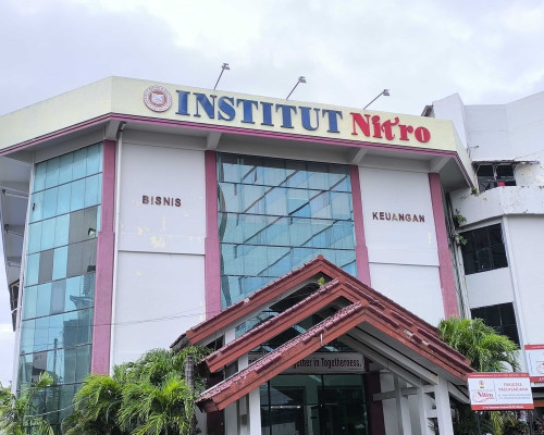 Institut Bisnis dan Keuangan Nitro Raih Akreditasi Baik Sekali untuk Program Magister Manajemen