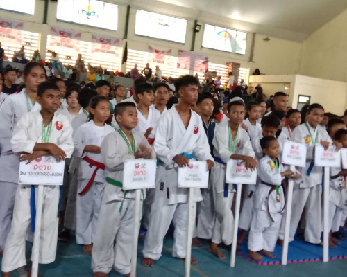Gondol 15 Medali Emas, Dojo BAP Juara Umum Piala Ketua Inkado Kota Ambon