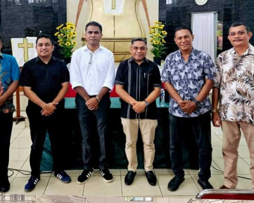 Kominfo Ambon Gandeng Fisip Unpatti Gelar Sosialisasi Literasi  Digital Di Jemaat Sumber Kasih