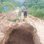 Diguyur Hujan, Dua Jembatan di Bursel Ambruk