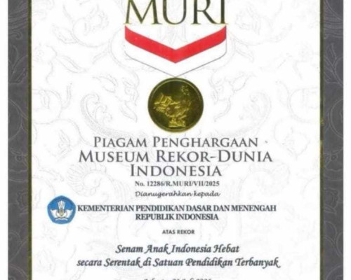 Puluhan Ribu Siswa SD P&K Ambon, Menerima Rekor MURI Dalam Menyelenggarakan Pagi Ceria Serentak