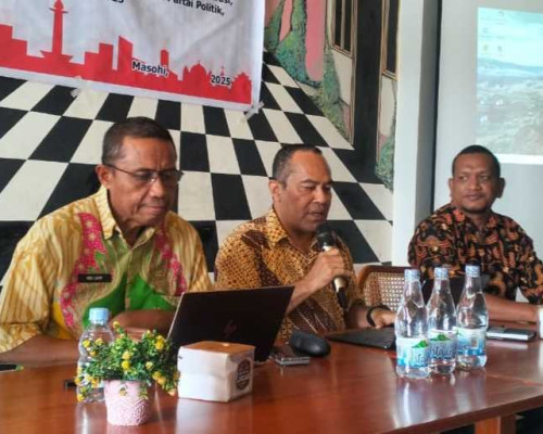 Kesbangpol Malteng Dorong Parpol Wujudkan  Masyarakat Melek Politik