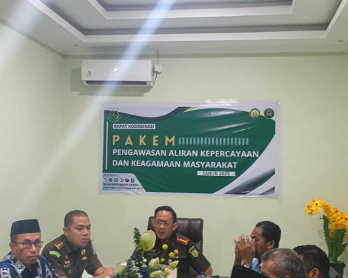 Kejari Ambon Gelar Rakor, Bahas Pengawasan Aliran Kepercayaan dan Keagamaan