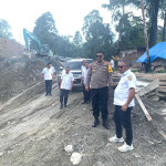 Pastikan Distribusi Pangan Lancar, Wabub Bursel Tinjau Ruas Jalan Nasional Penghubung Bursel- Buru 