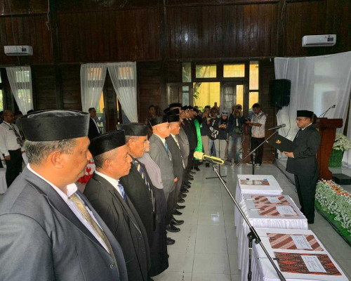 Bupati SBT Kembali Rombak Birokrasi