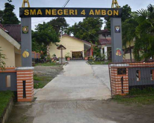 Rayakan HUT ke 45, Siswa SMA Negeri 4 Ambon Ibadah Bersama 