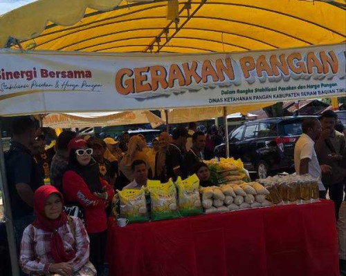 Pemkab SBT Wujudkan Program Pangan Murah. 1.000  Paket Terjual Habis
