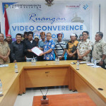 Forum Masyarakat Adat Waesama Gelar Demo di Kantor Bupati  Bursel