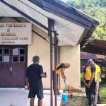 Polsek Leksula Gelar  Kegiatan Jumat Bersih  di Gereja Pancar Kasih