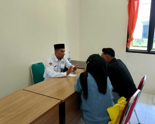 KUA Sirimau Lakukan Bimbingan Perkawinan untuk Calon Pengantin