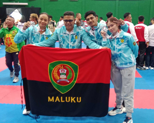 Adelia dan Elchi Segel 2 Perak untuk Maluku di PON Beladiri Kudus