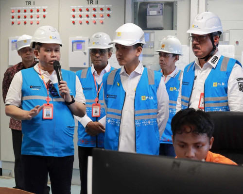Wapres Tinjau BMPP Nusantara 1 di Malteng, Dorong Pemerataan Listrik 24 Jam di Maluku
