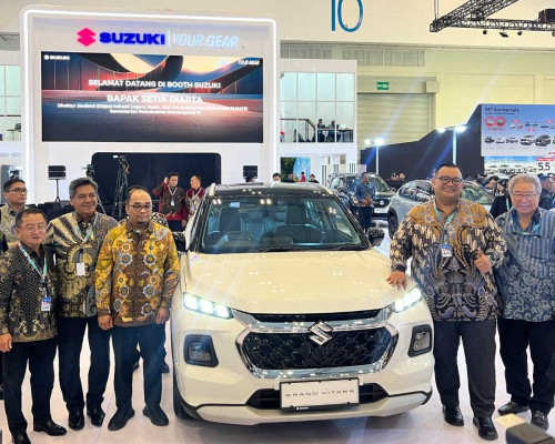 SUZUKI INDONESIA LUNCURKAN PEMBARUAN GRAND VITARA TERKINI  DI GJAW 2025