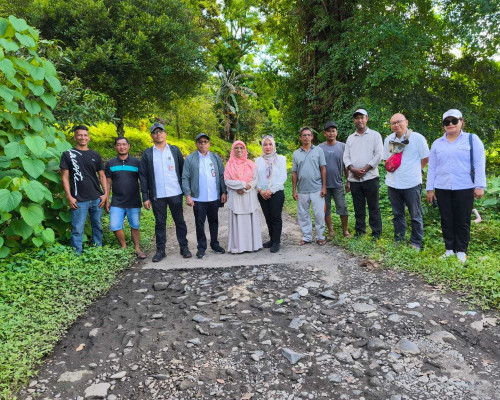 Saadiah Uluputty dan BPJN Cek Kerusakan Jalan Banda Besar