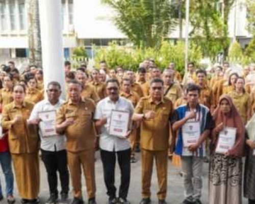 Ratusan Pelaku Usaha Terima Bantuan dari Pemkot Ambon 