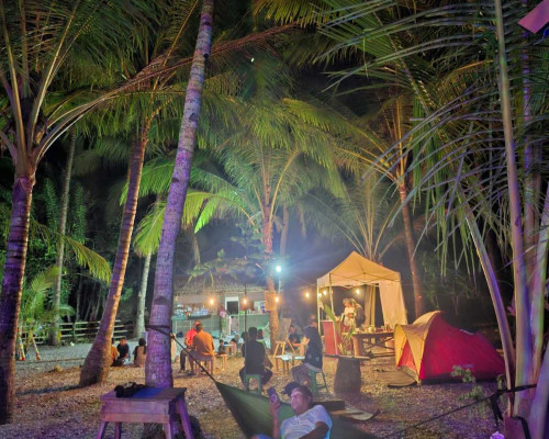 Awato Beach Sepa, Sensasi Wisata Malam di Tepi Pantai yang Menenangkan