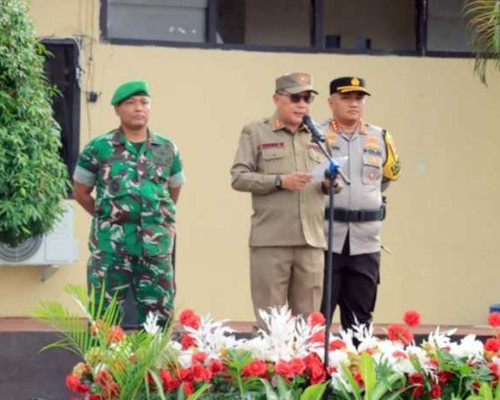 Wali Kota Ambon Pimpin Apel Gelar Pasukan Operasi Ketupat Salawaku 2026