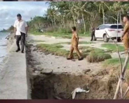 Tinjau Talud Rusak, Bupati Aru Soroti Tambang Galian C